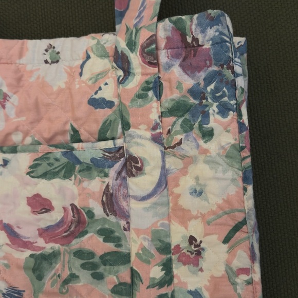 Vintage Quilted Floral Tote Bag - Picture 3 of 16